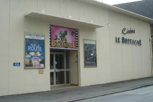 Pour rejoindre le cinéma Le Bretagne : 